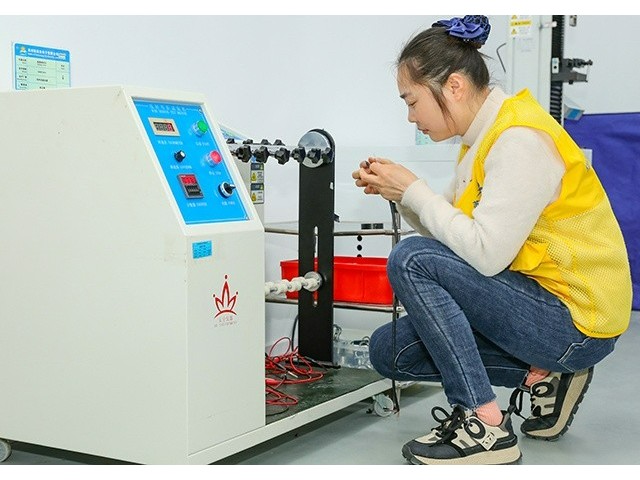 凱佰樂線束廠：搖擺測試——線束加工的質(zhì)量保障