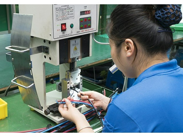 線束生產(chǎn)工藝全解析：從絞線到成品的八大步驟